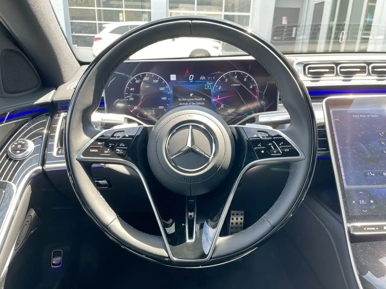 Mercedes-Benz S-Class photo Mercedes-Benz S-Class