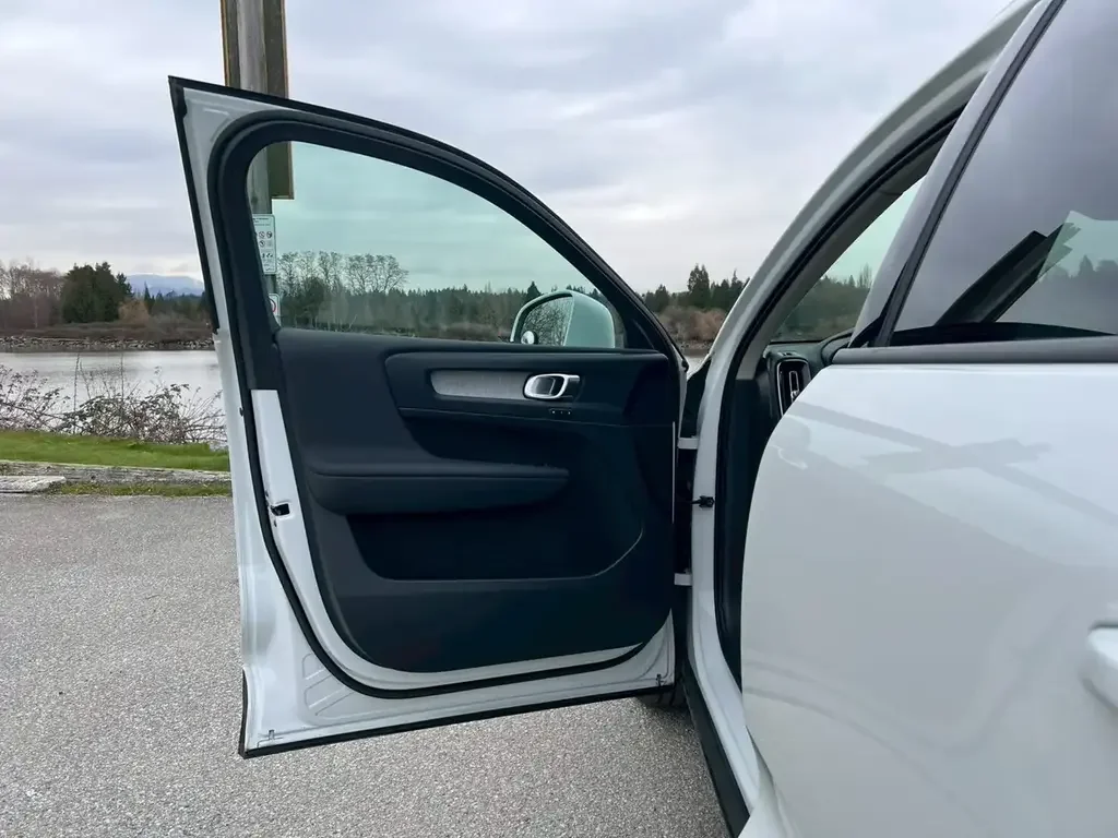 Volvo XC40 снимка Volvo XC40