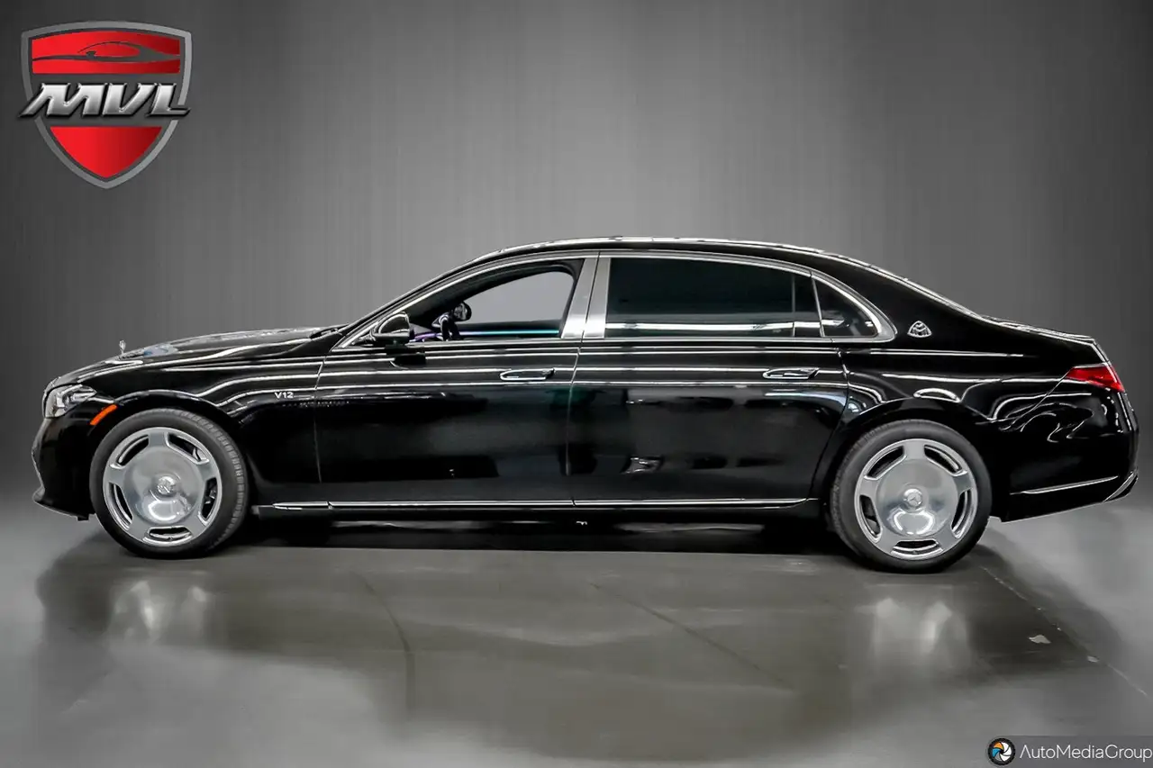 Mercedes-Benz S-Class снимка Mercedes-Benz S-Class