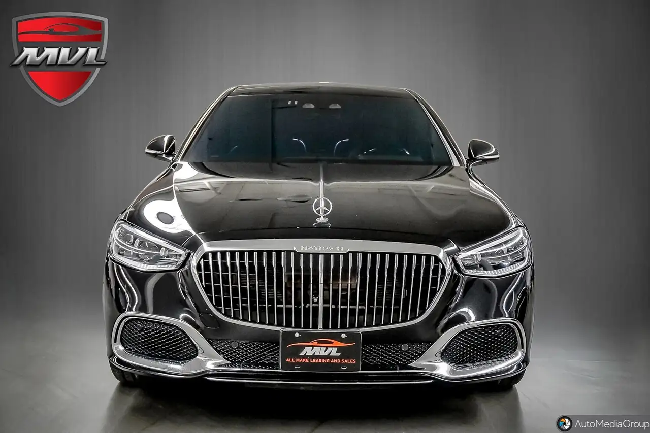 Mercedes-Benz S-Class снимка Mercedes-Benz S-Class