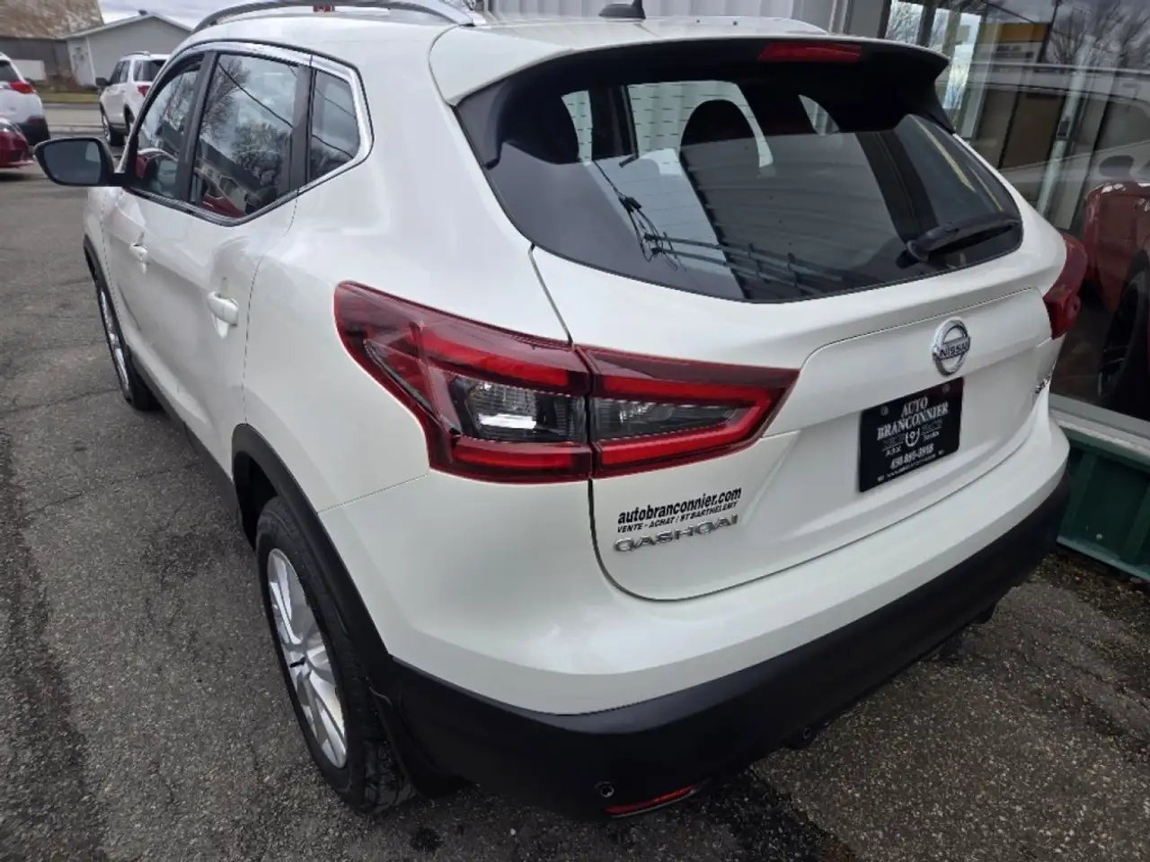 Nissan Qashqai снимка Nissan Qashqai