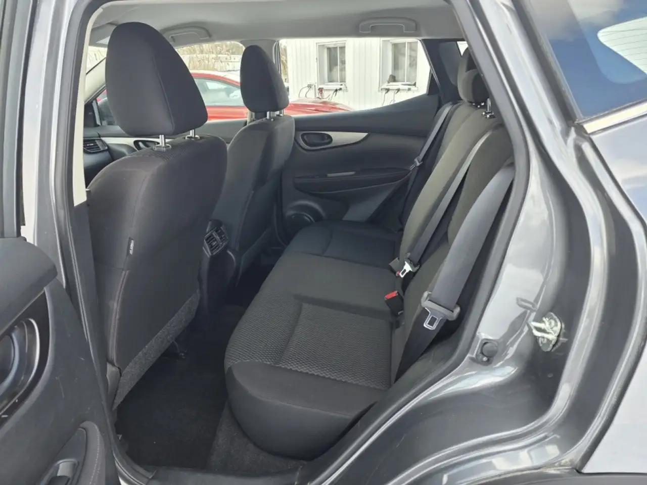 Nissan Qashqai снимка Nissan Qashqai