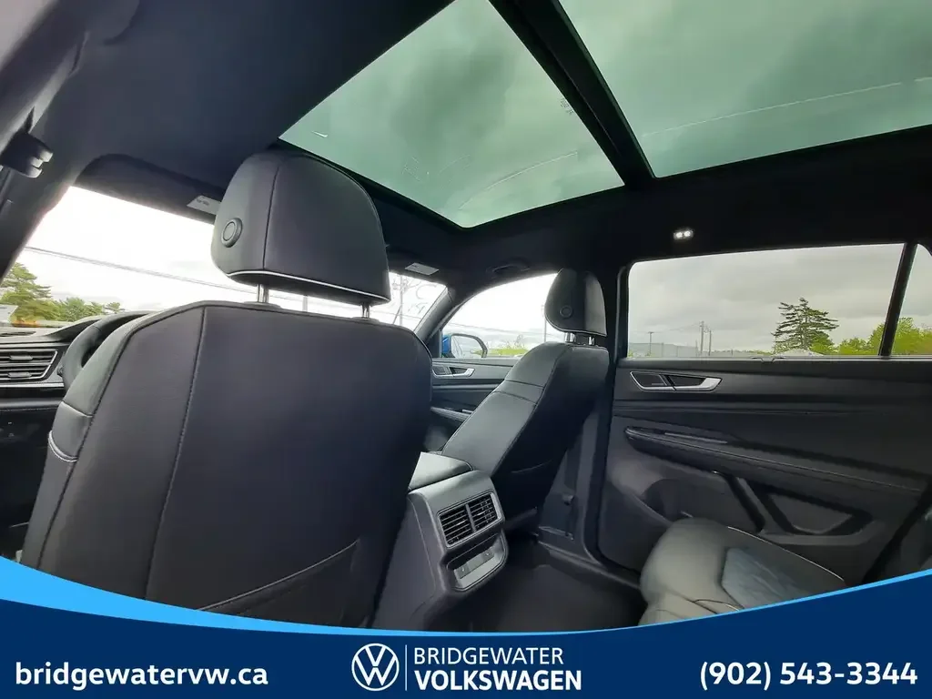 Volkswagen Atlas photo Volkswagen Atlas