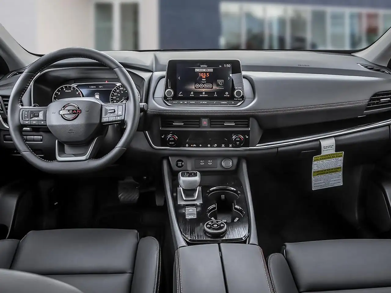 Nissan Rogue снимка Nissan Rogue