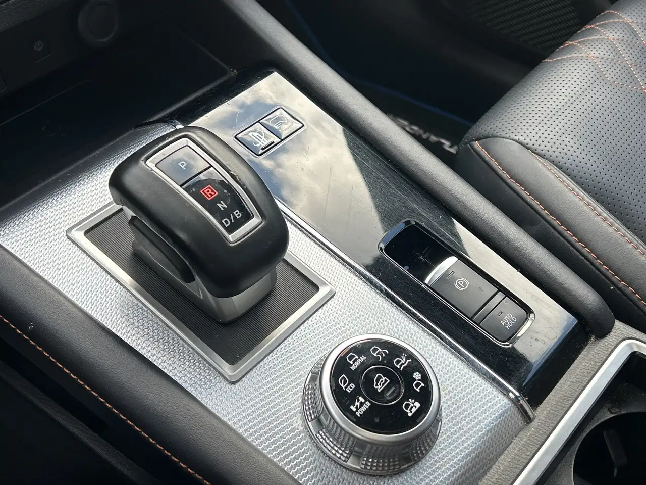 Mitsubishi Outlander fotografie Mitsubishi Outlander