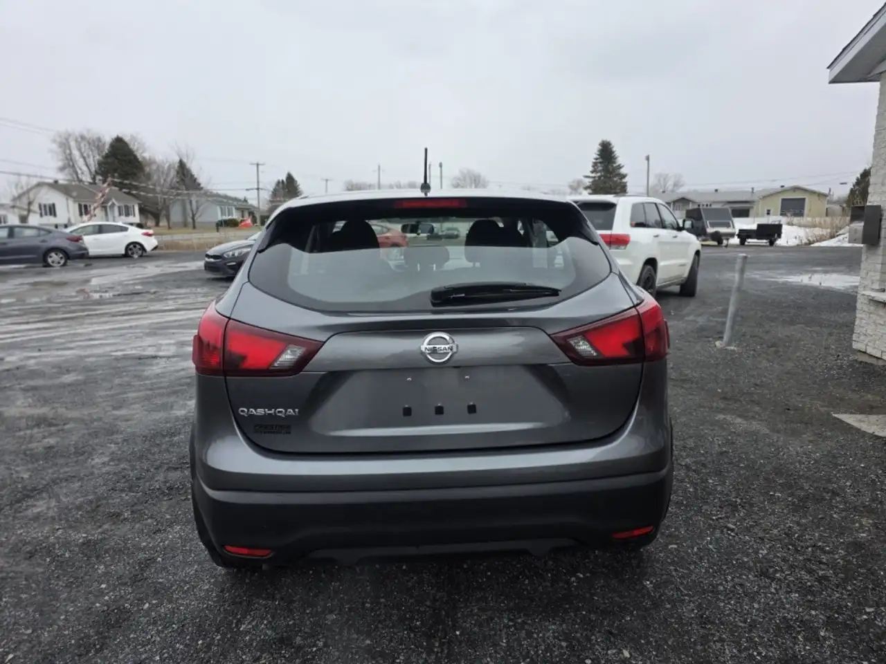 Nissan Qashqai снимка Nissan Qashqai