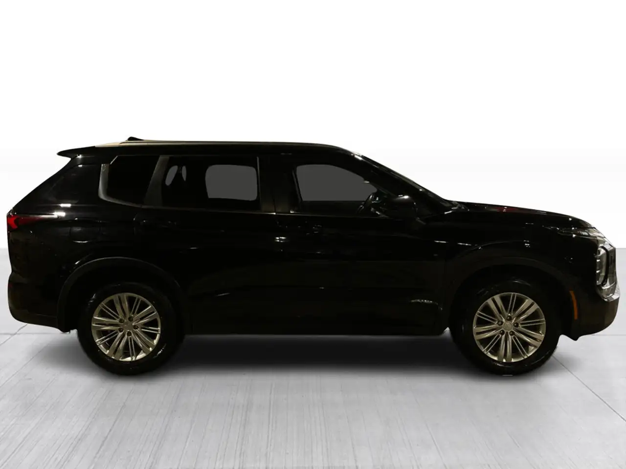 Mitsubishi Outlander photo Mitsubishi Outlander