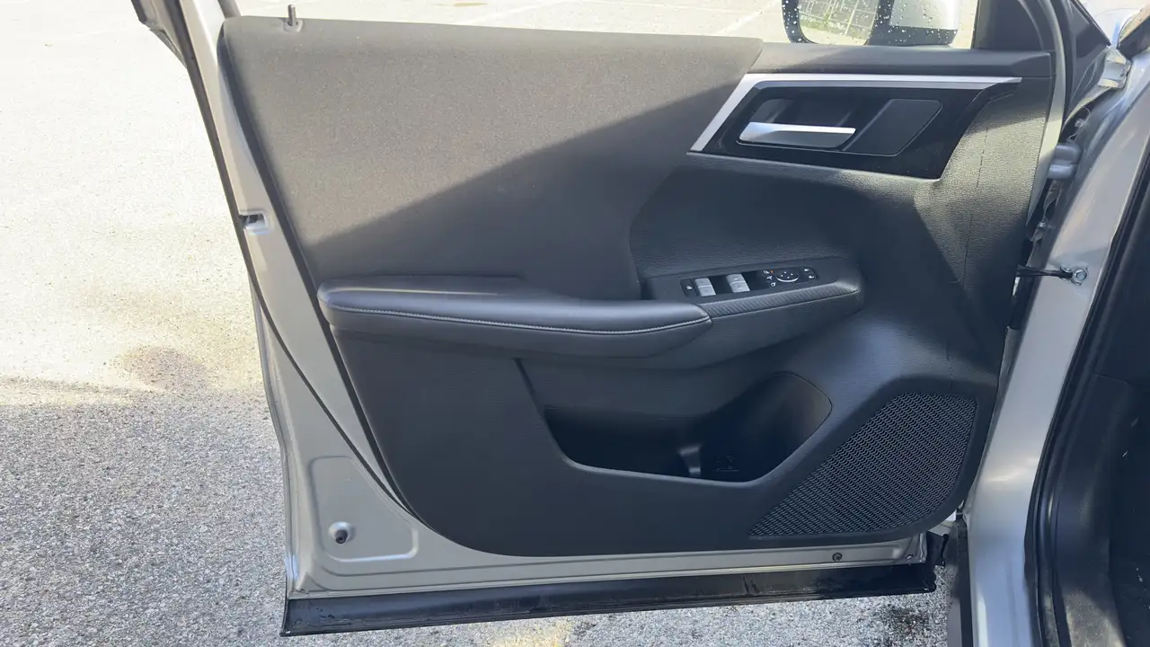 Mitsubishi Outlander снимка Mitsubishi Outlander