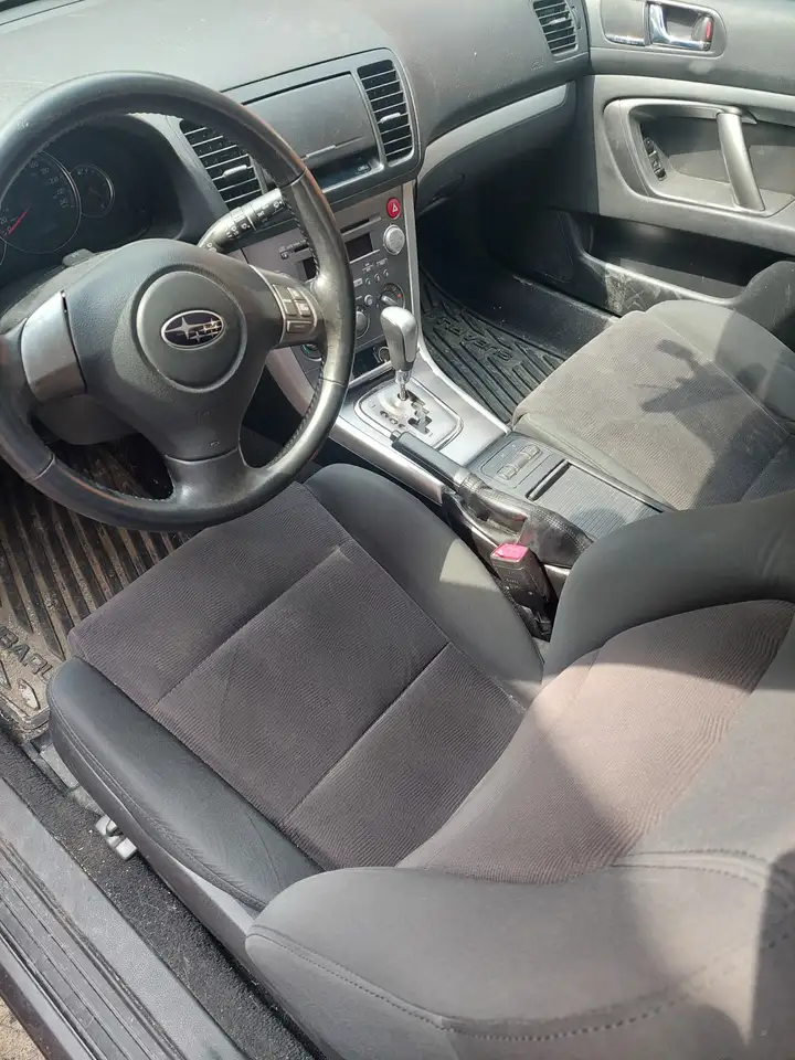 Subaru Legacy снимка Subaru Legacy