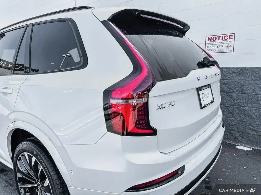 Volvo XC90 photo Volvo XC90