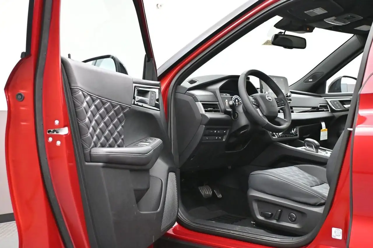 Nissan Rogue photo Nissan Rogue