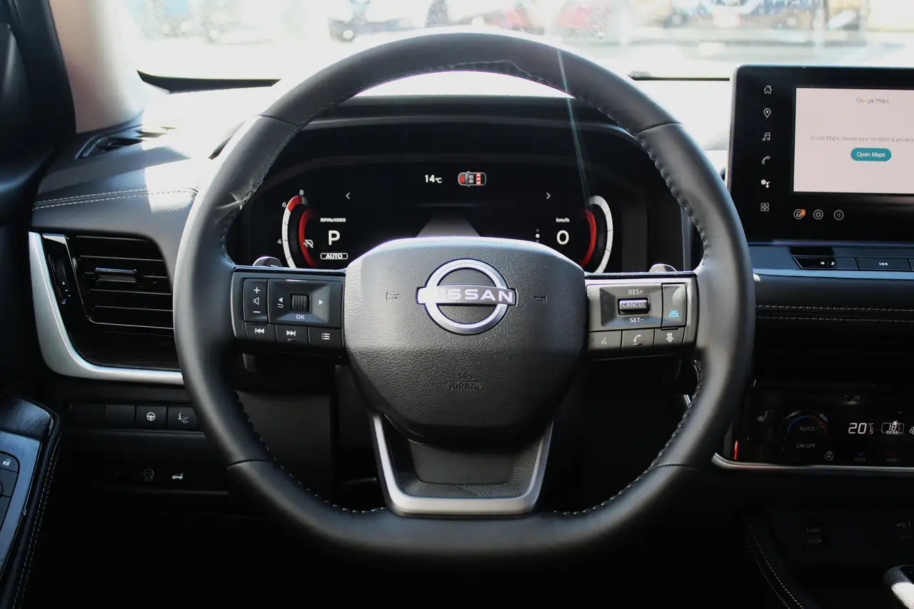 Nissan Rogue снимка Nissan Rogue