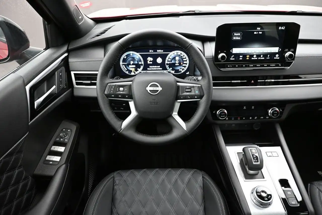 Nissan Rogue photo Nissan Rogue