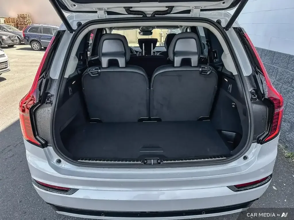 Volvo XC90 photo Volvo XC90