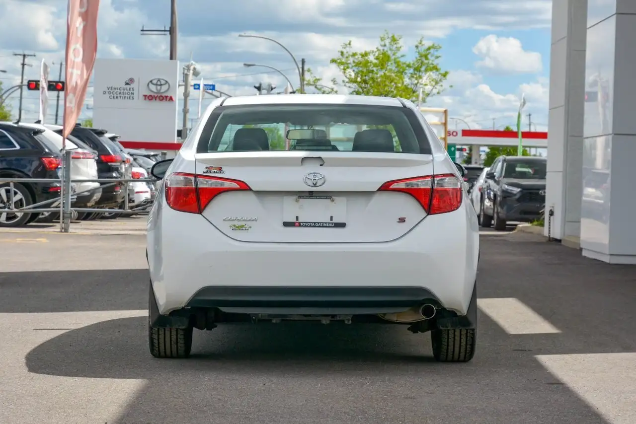 Toyota Corolla снимка Toyota Corolla