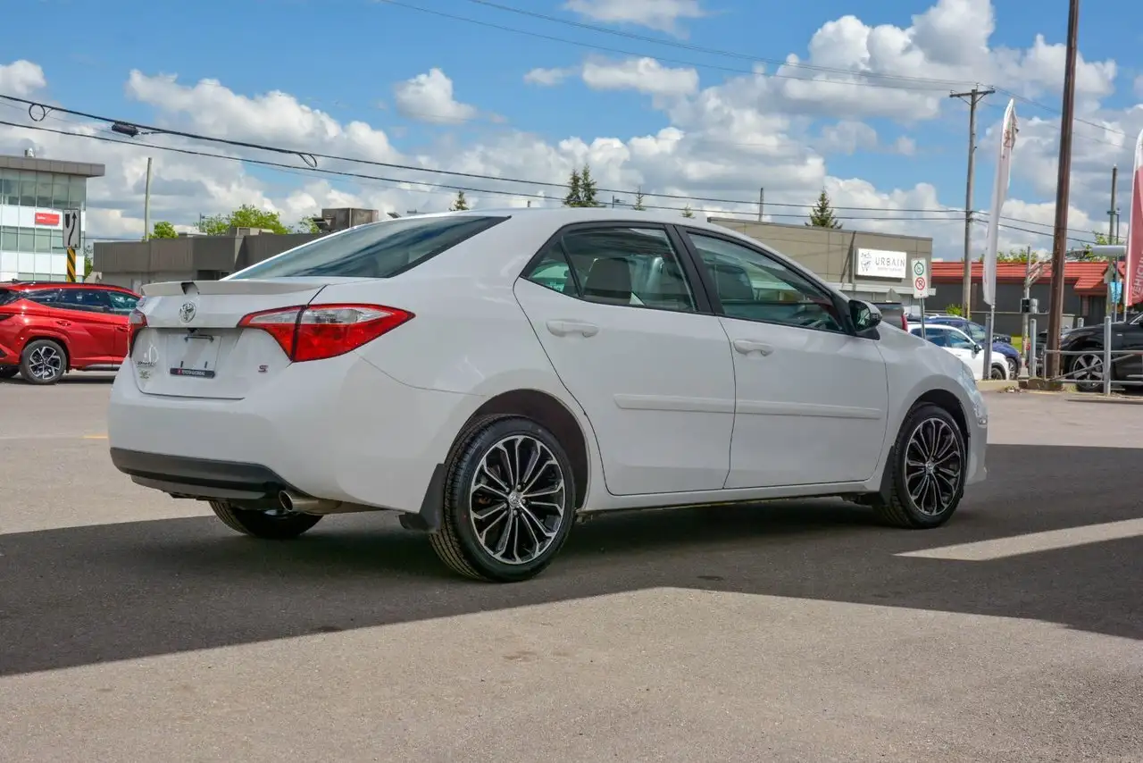 Toyota Corolla снимка Toyota Corolla