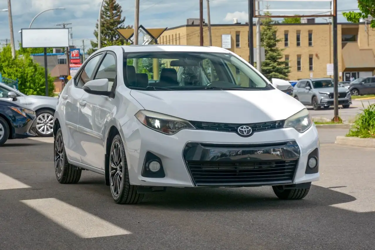 Toyota Corolla снимка Toyota Corolla