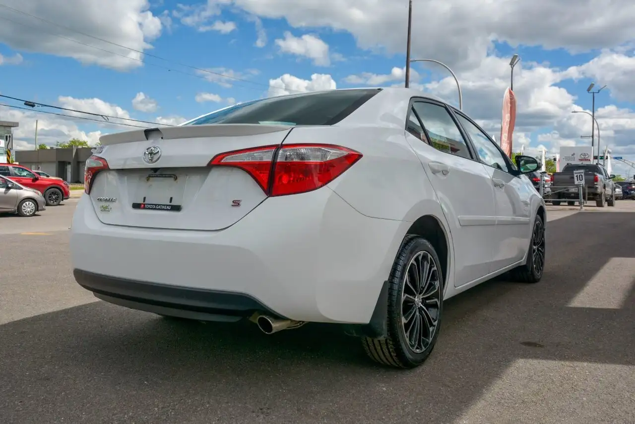 Toyota Corolla снимка Toyota Corolla