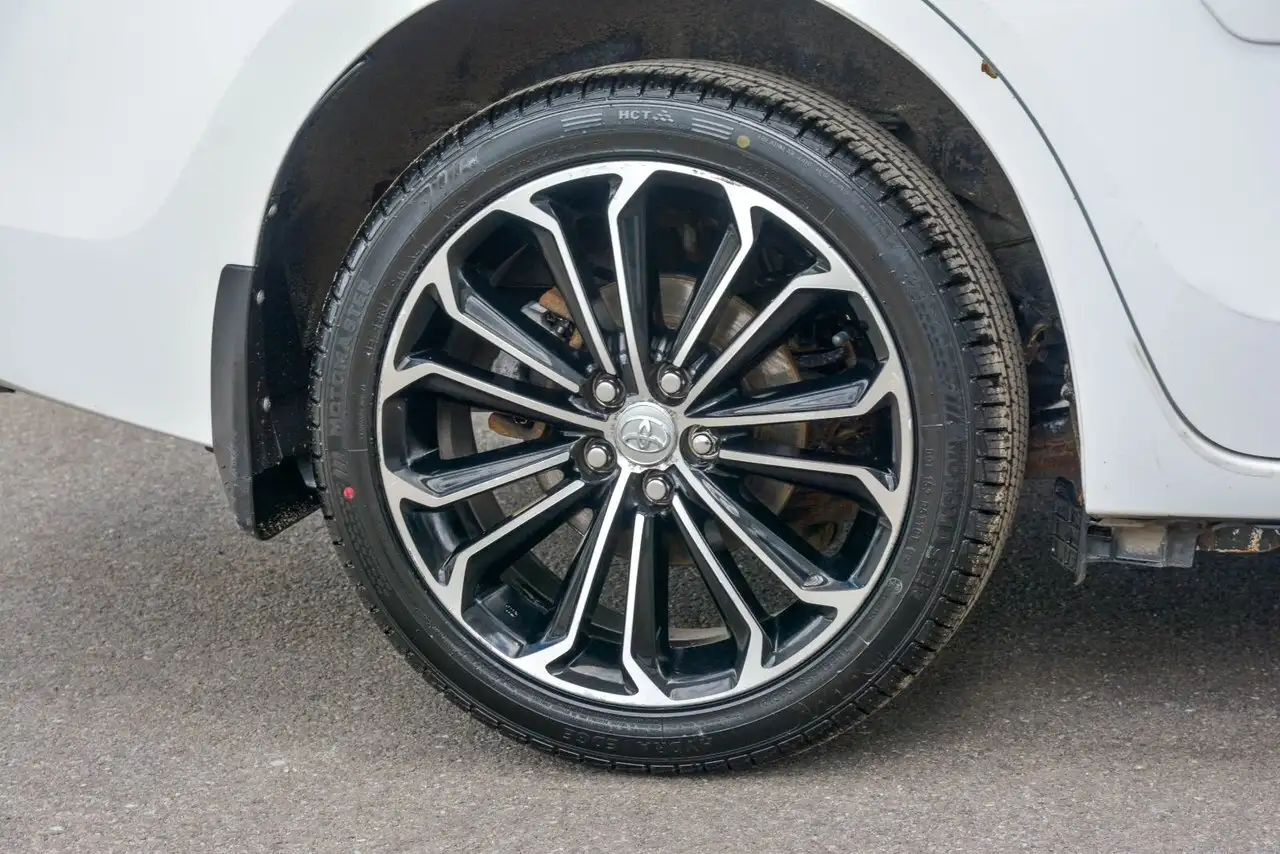 Toyota Corolla снимка Toyota Corolla