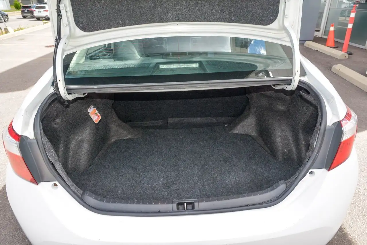 Toyota Corolla снимка Toyota Corolla