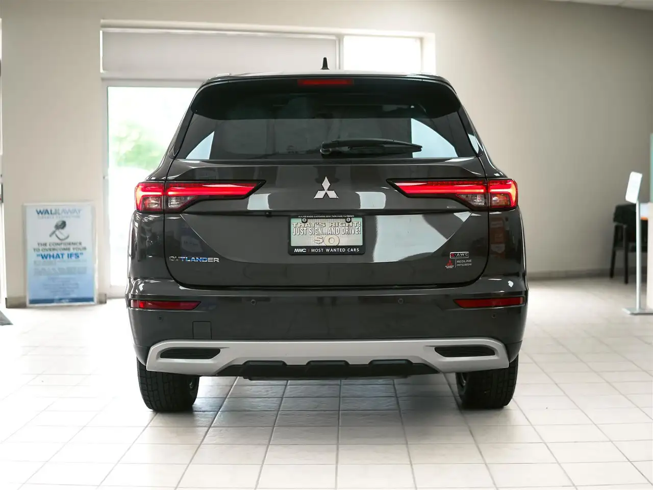 Mitsubishi Outlander снимка Mitsubishi Outlander