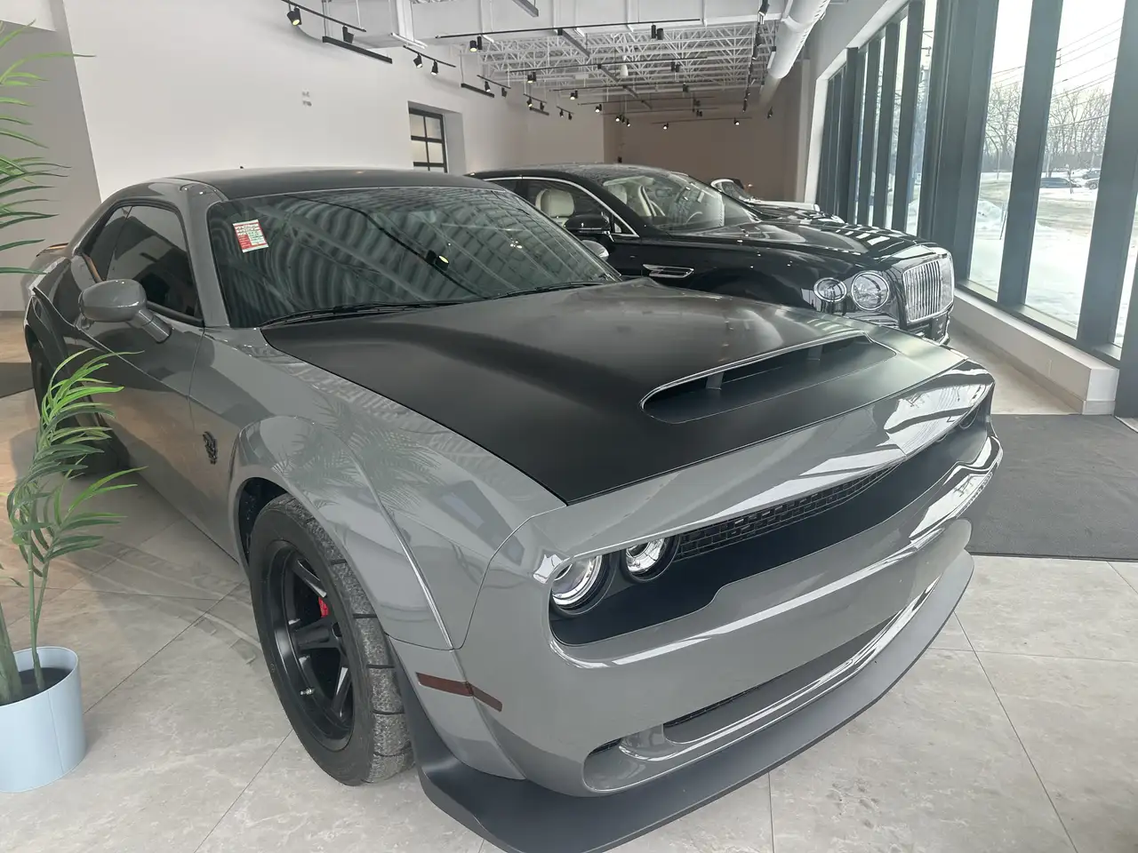 Dodge Challenger снимка Dodge Challenger