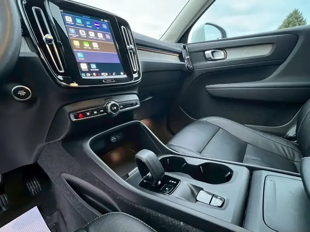 Volvo XC40 снимка Volvo XC40