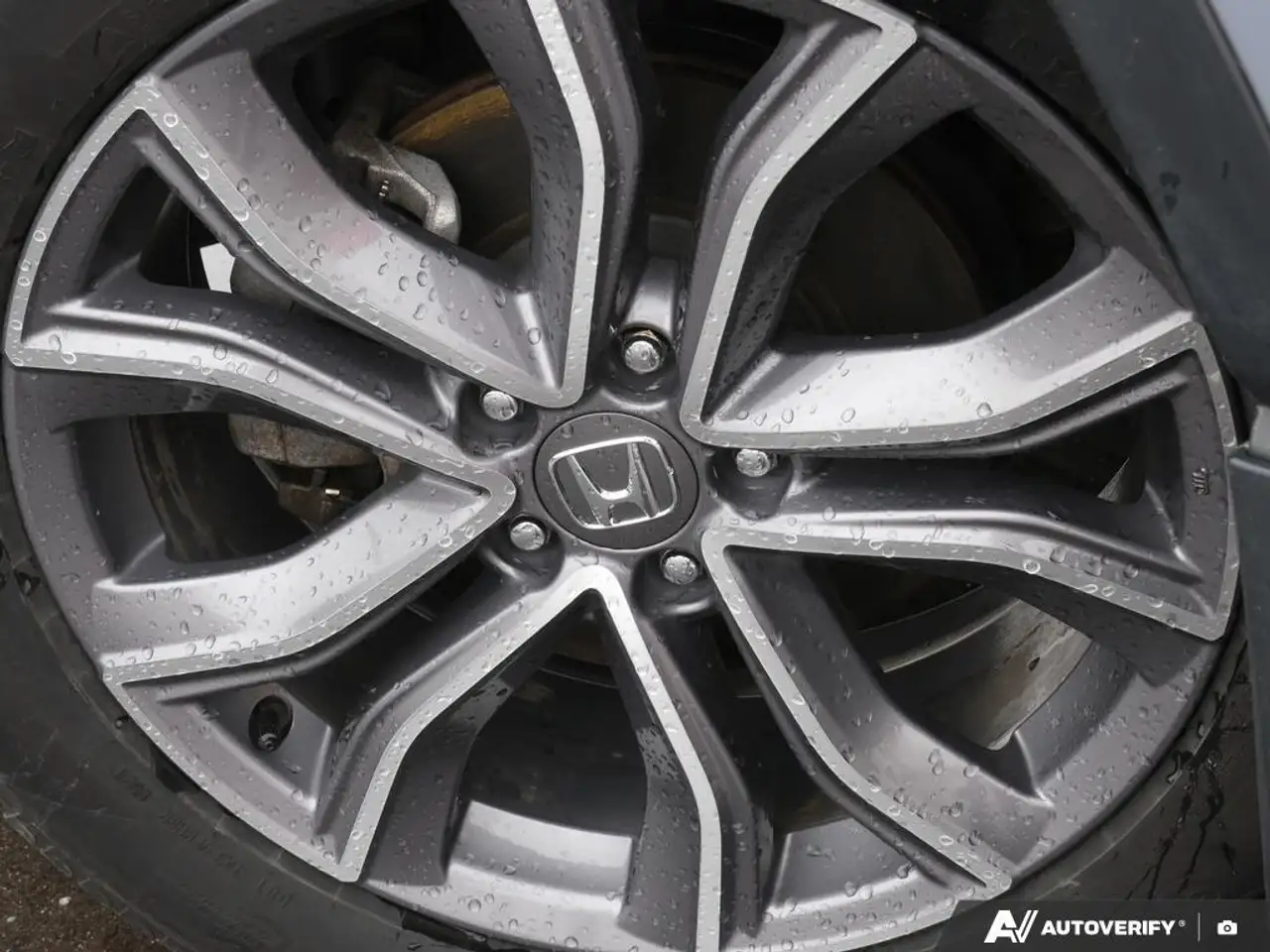 Honda CR-V photo Honda CR-V