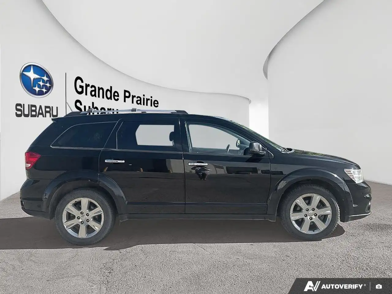 Dodge Journey снимка Dodge Journey
