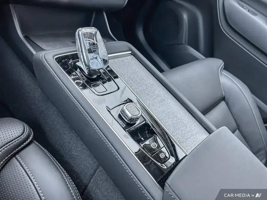 Volvo XC90 photo Volvo XC90