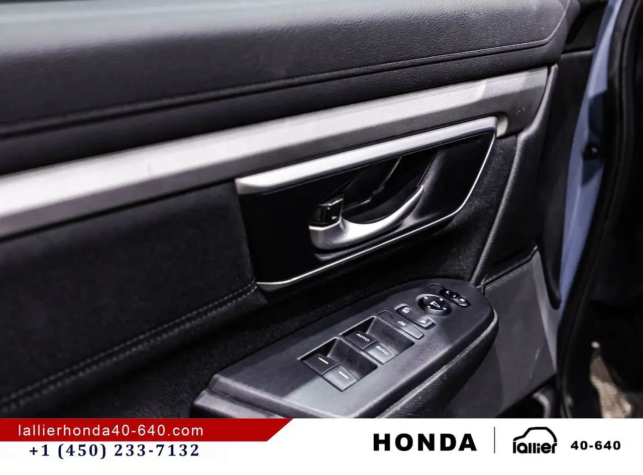 Honda CR-V photo Honda CR-V