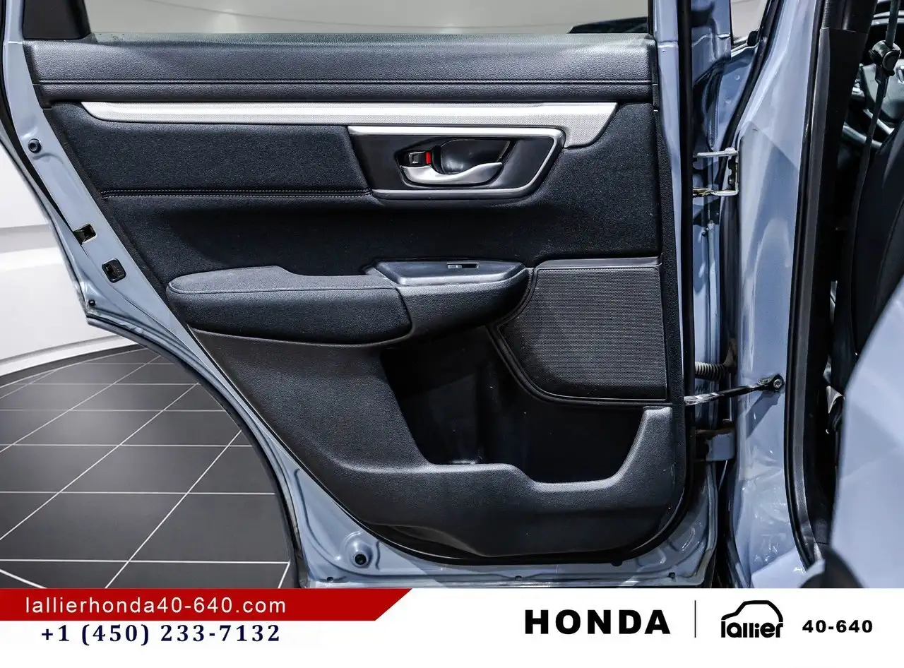Honda CR-V photo Honda CR-V