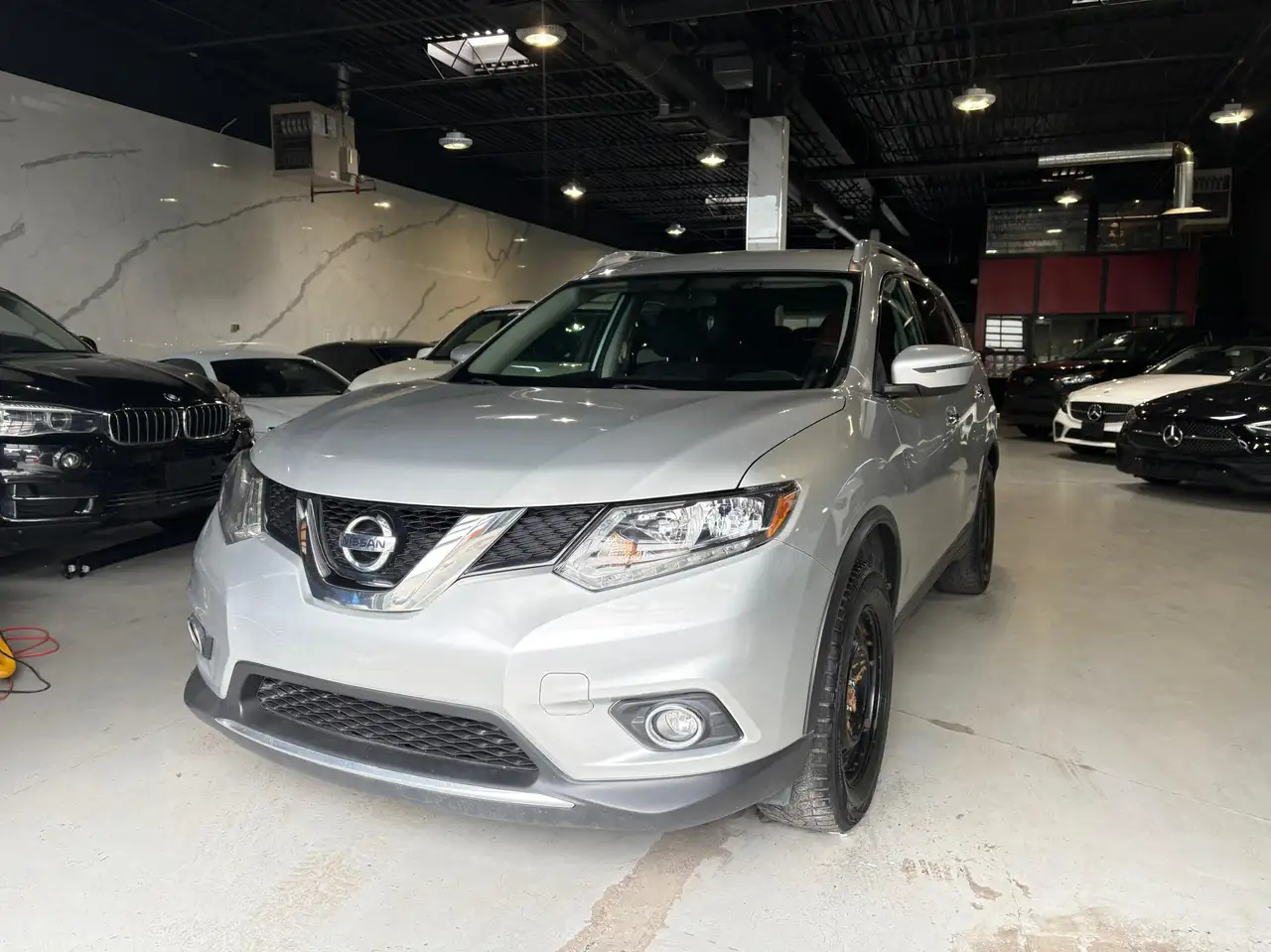 Nissan Rogue снимка Nissan Rogue