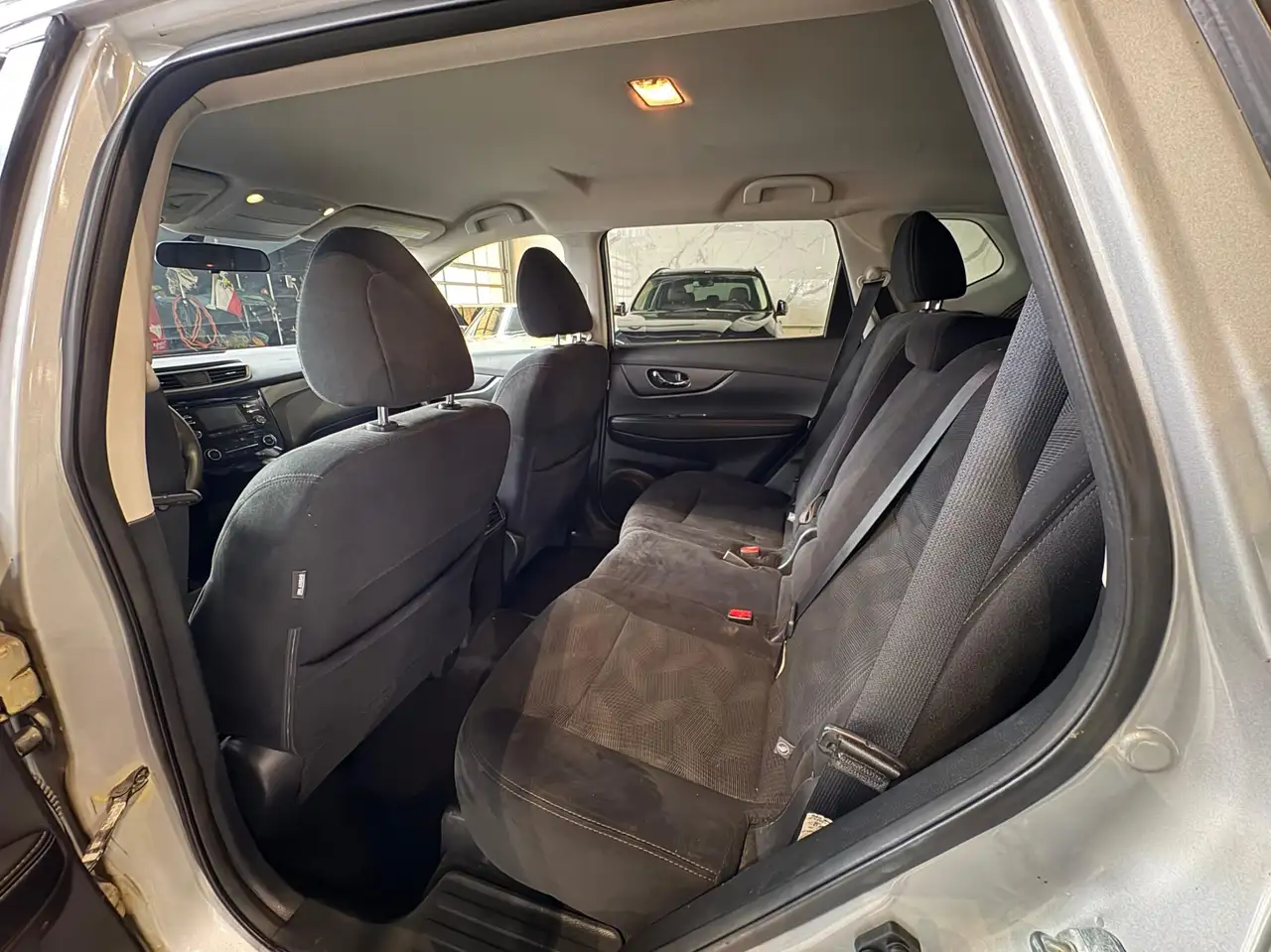 Nissan Rogue снимка Nissan Rogue