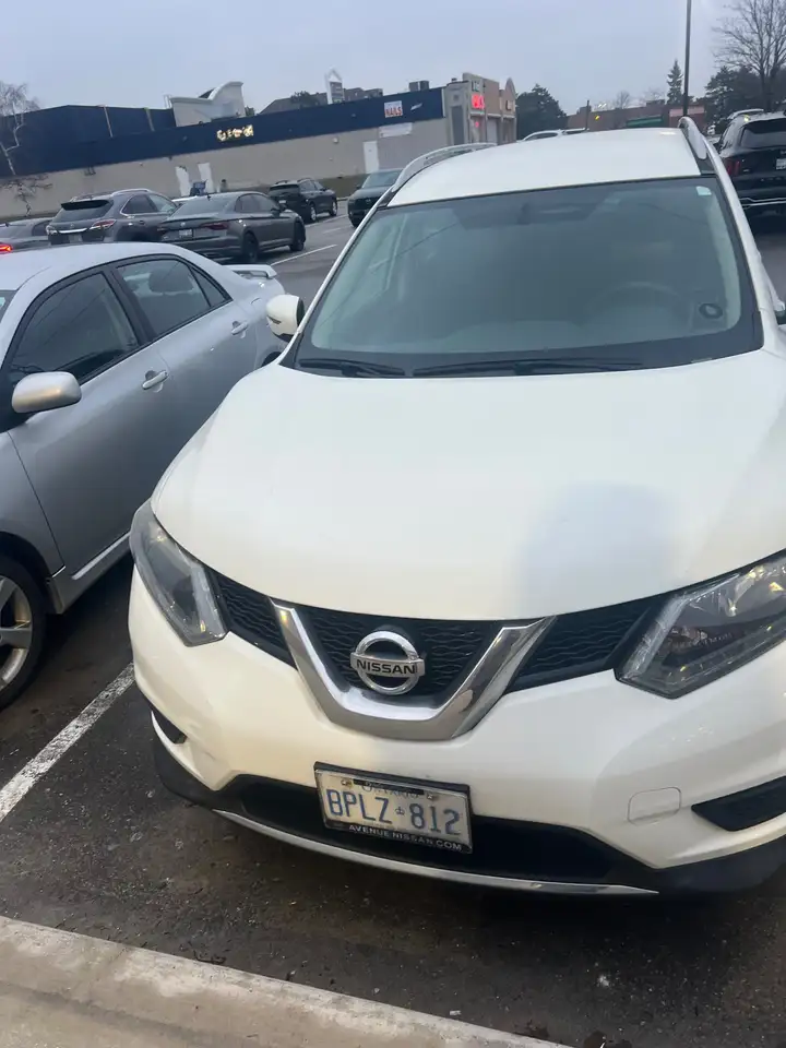 Nissan Rogue fotografie Nissan Rogue