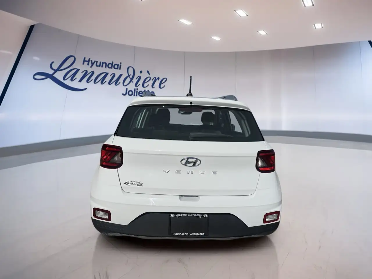 Hyundai Venue снимка Hyundai Venue