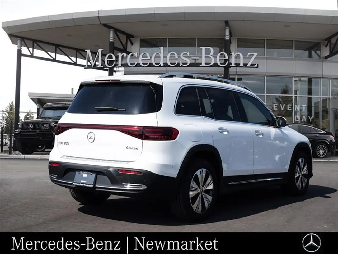Mercedes-Benz EQB снимка Mercedes-Benz EQB