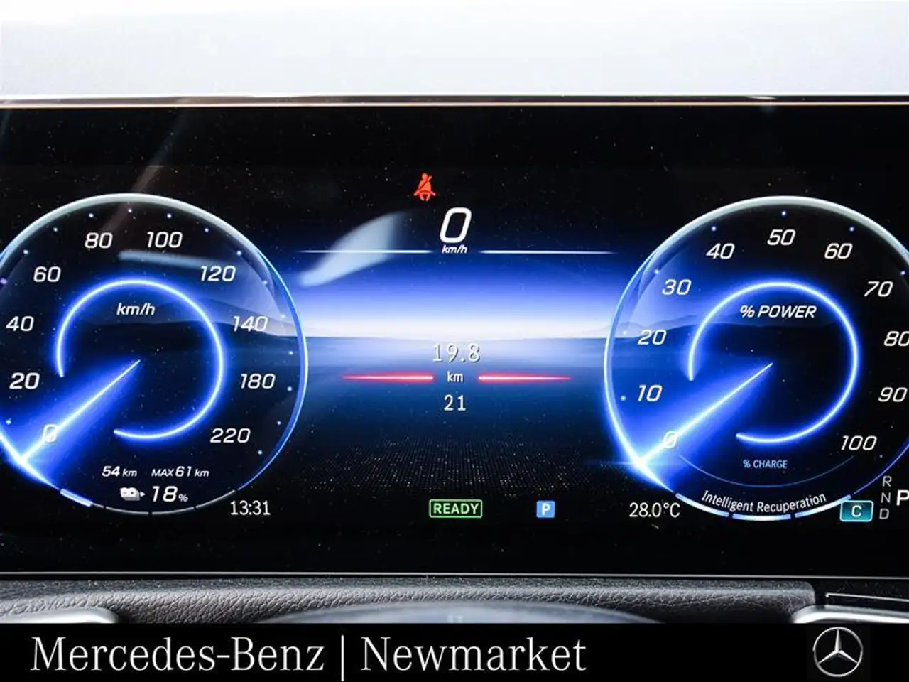 Mercedes-Benz EQB снимка Mercedes-Benz EQB