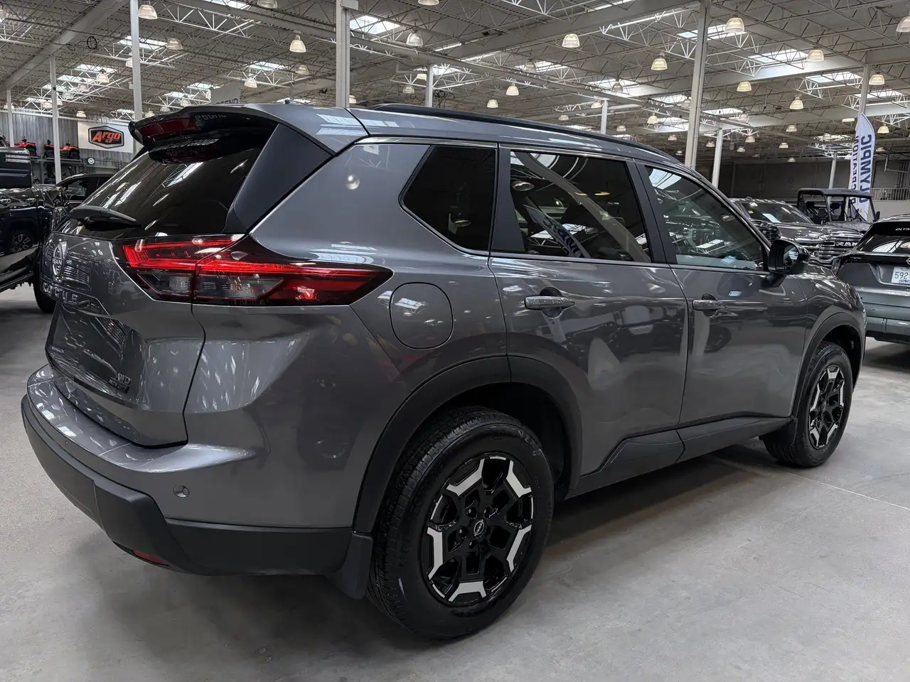 Nissan Rogue снимка Nissan Rogue