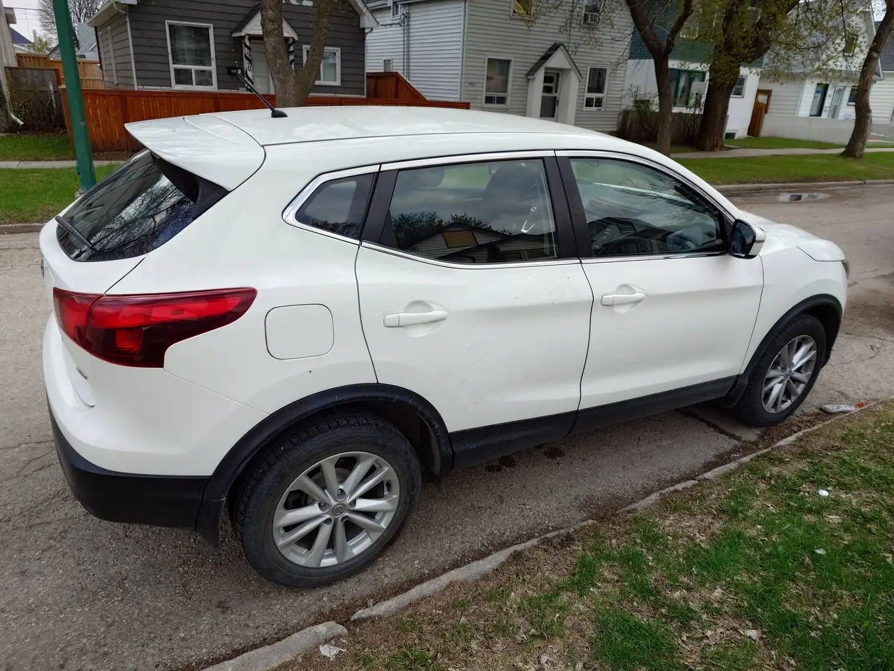 Nissan Qashqai снимка Nissan Qashqai