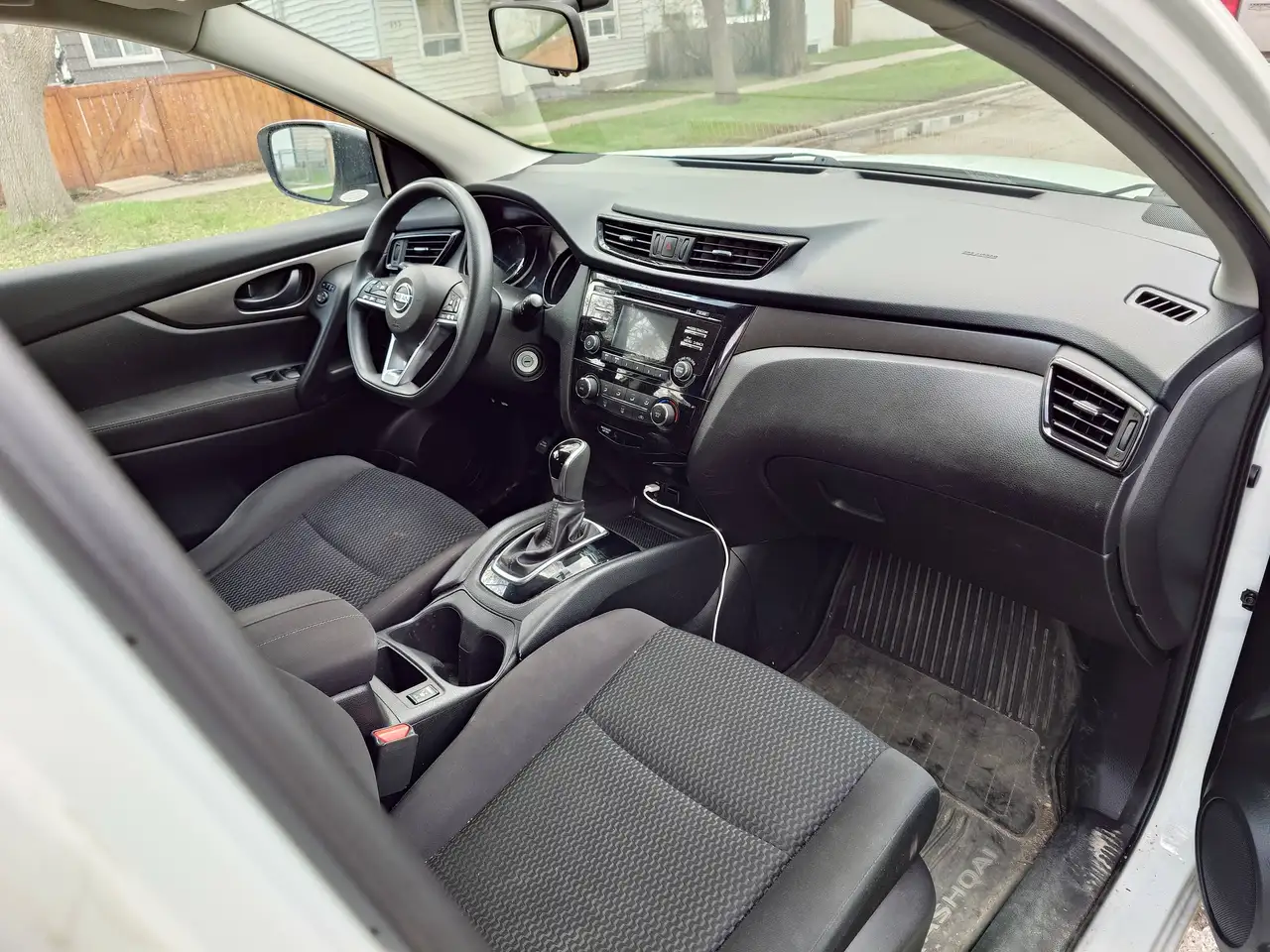 Nissan Qashqai снимка Nissan Qashqai