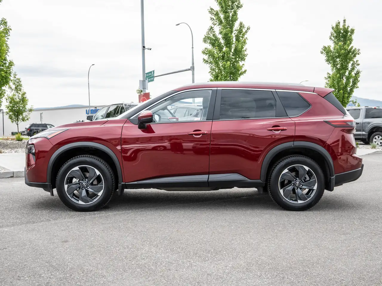 Nissan Rogue fotografie Nissan Rogue