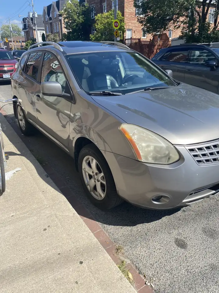 Nissan Rogue снимка Nissan Rogue