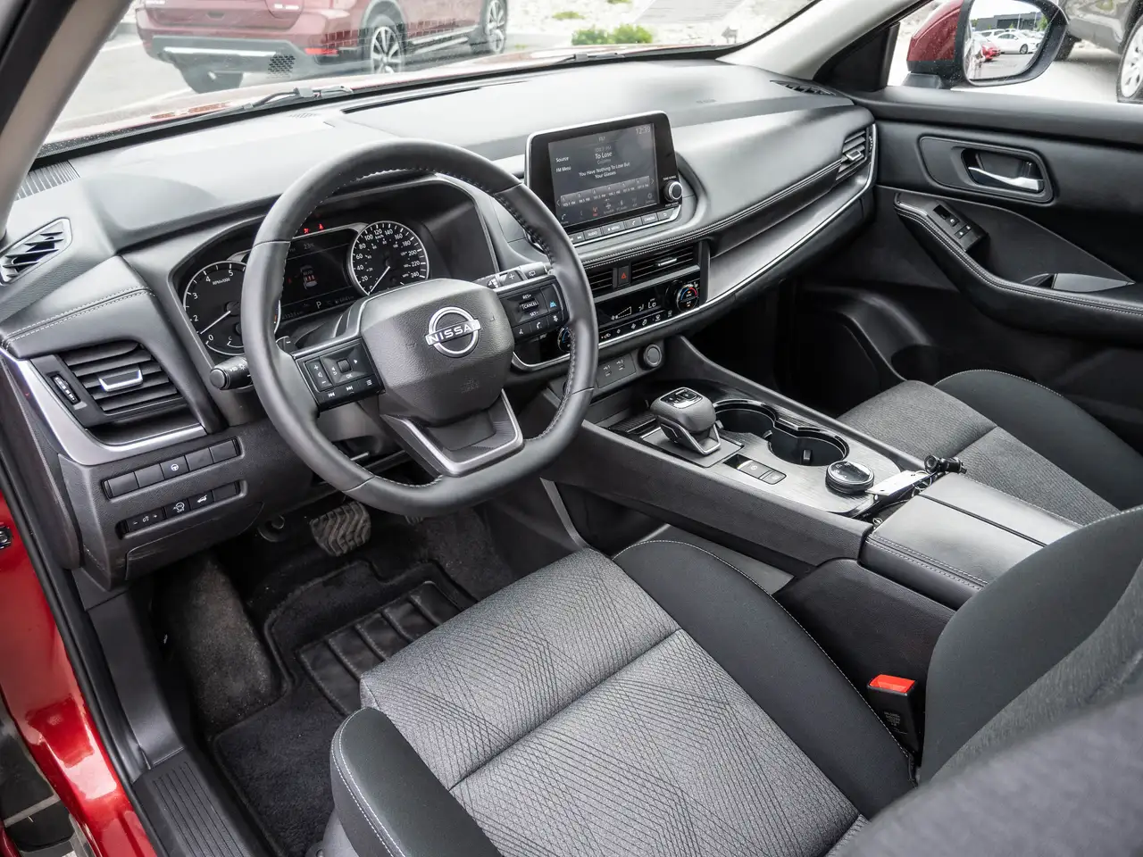 Nissan Rogue fotografie Nissan Rogue