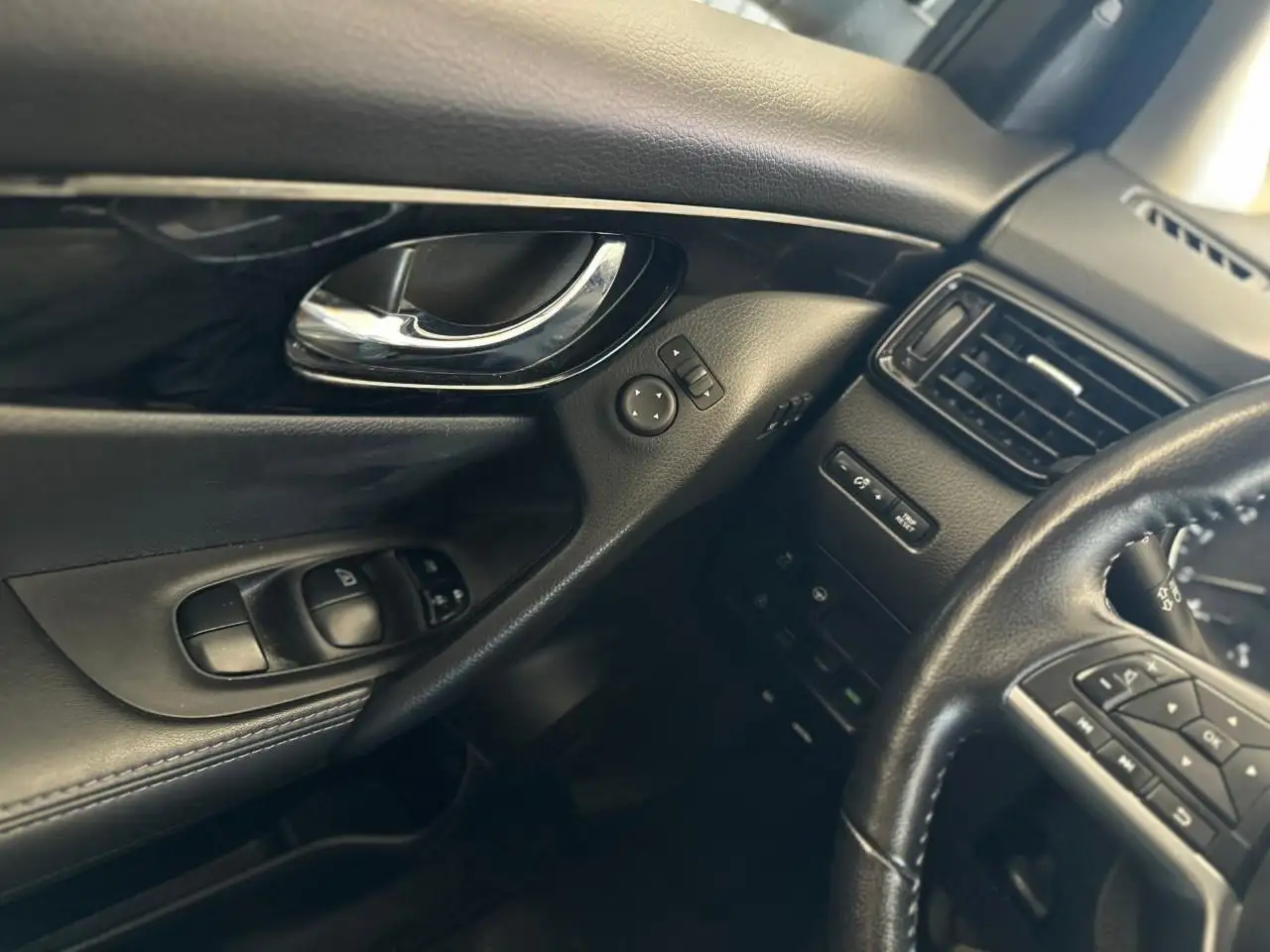 Nissan Qashqai снимка Nissan Qashqai