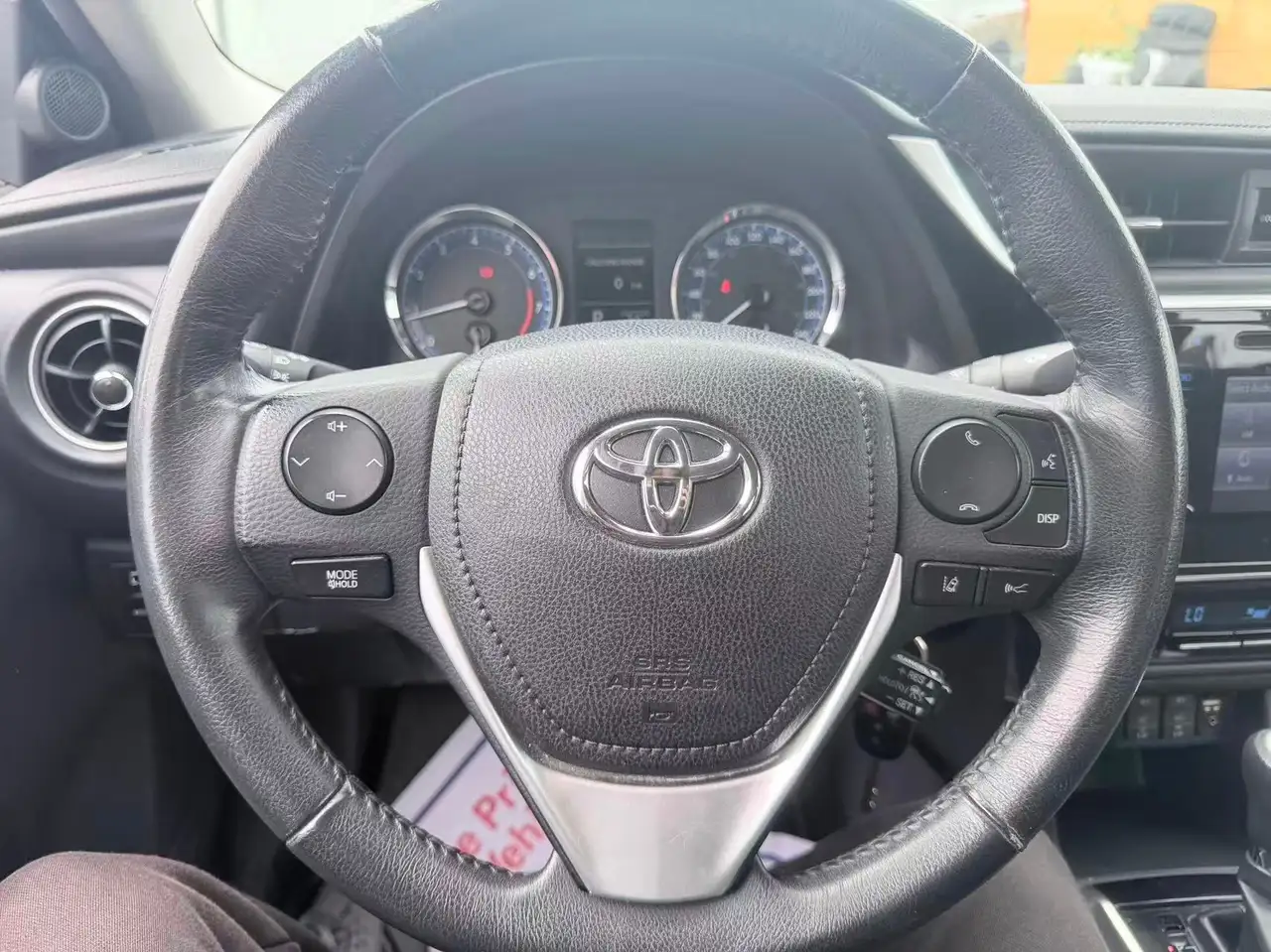 Toyota Corolla снимка Toyota Corolla