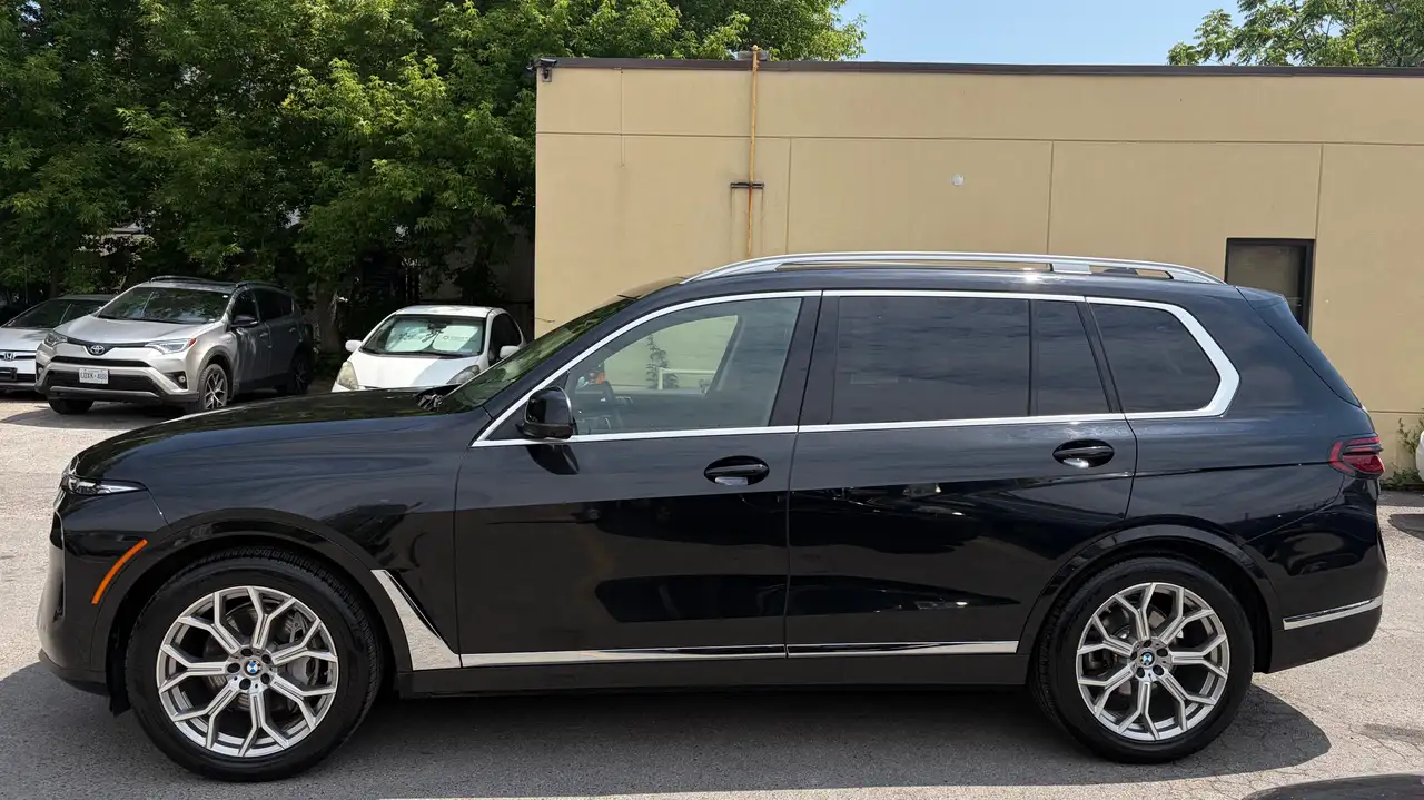 BMW X7 снимка BMW X7