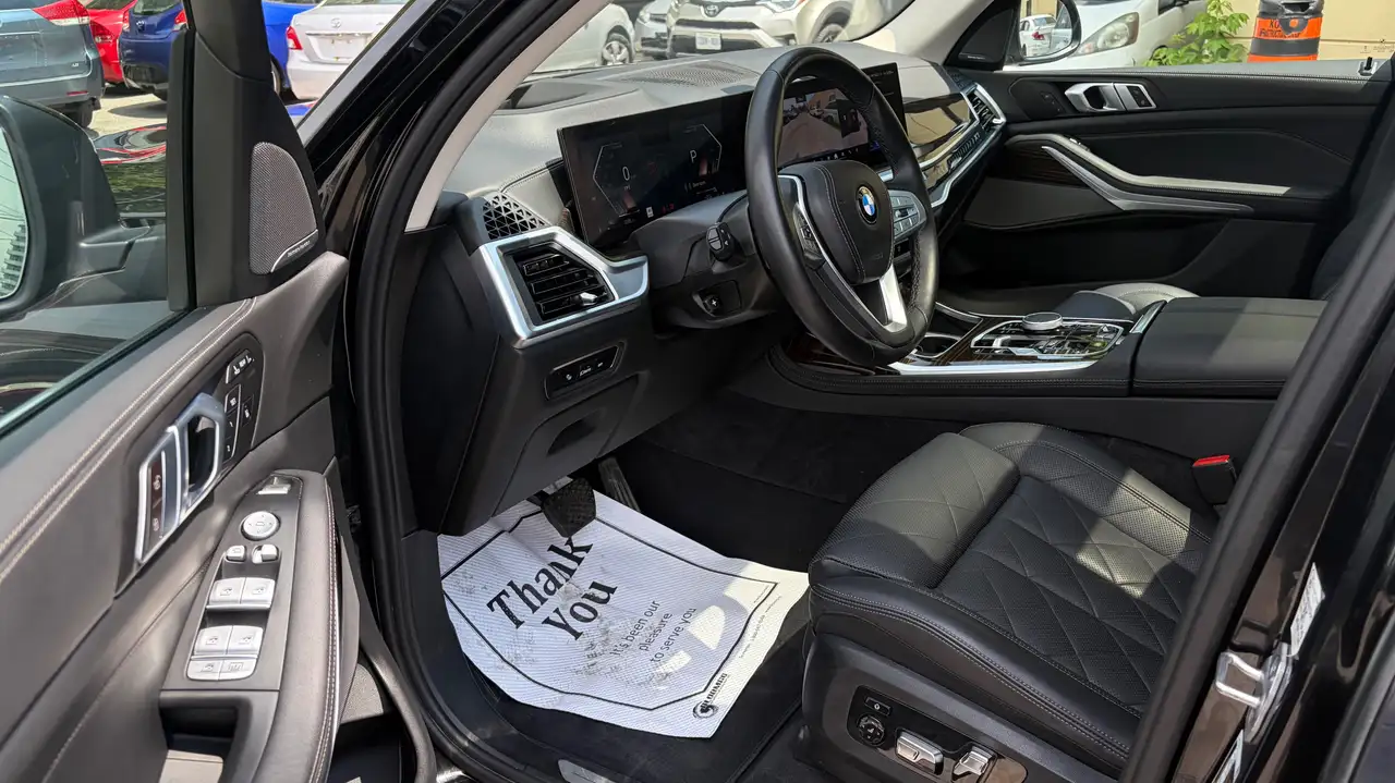 BMW X7 снимка BMW X7