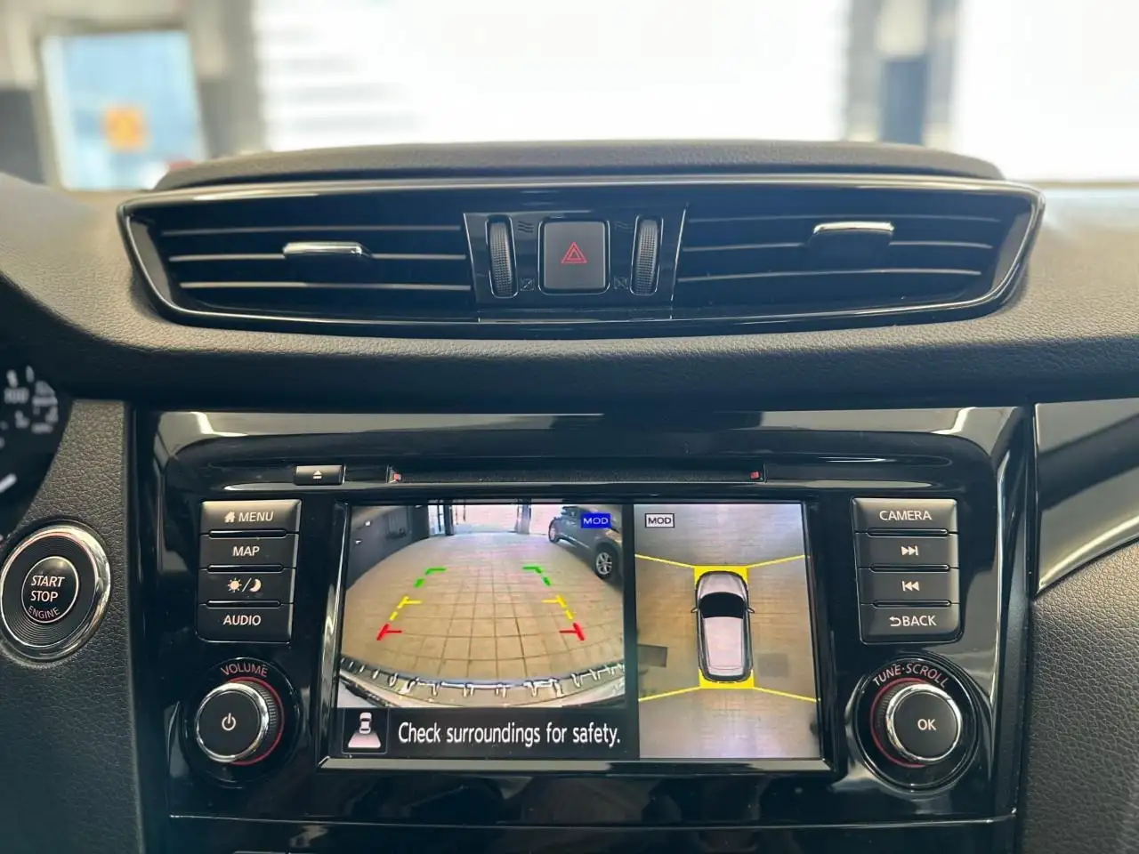 Nissan Qashqai снимка Nissan Qashqai