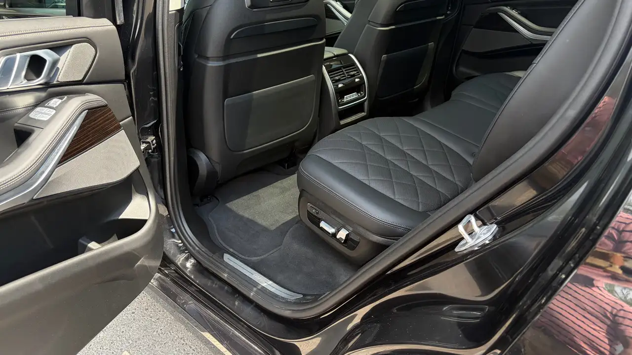 BMW X7 снимка BMW X7